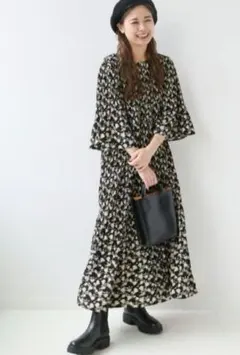 最終値下げJOURNAL STANDARD relume プリーツワンピース花柄