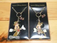 東京ディズニーリゾート　30周年　キーチェーン　宿泊者限定　ミッキー　ミニー