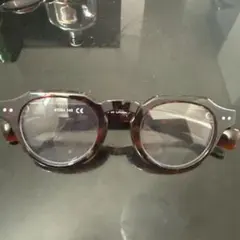 クラウンパント メガネ