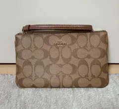 【COACH】 シグネチャー　リストレット ポーチ　ブラウン系　ベージュ