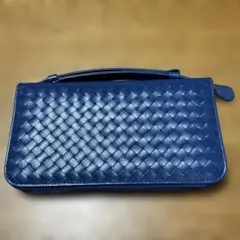 ボッテガヴェネタ イントレチャート レザー 長財布 クラッチ ブルーのサムネイル