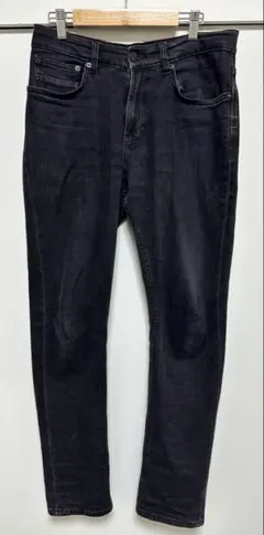 ZARA スリムフィットデニムパンツ　ブラック　サイズ30