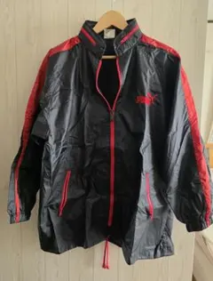 PUMA ナイロンウィンドブレーカー 黒/赤　160