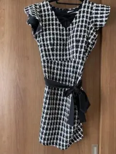 Tika ツイードタイトミニドレス　Sサイズ