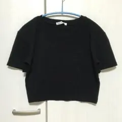 白ティーシャツ