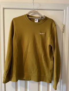 ナイキ　トレ－ナー　nike