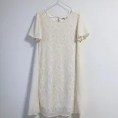 レースワンピースのサムネイル