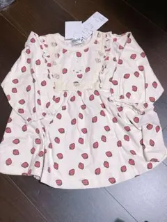 【最終値下】miffy いちご柄 フリル付きワンピース 90 タグ付き新品