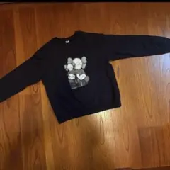 《新品》UNIQLO ユニクロ　 カウズ　スウェット　キッズ110 トレーナー