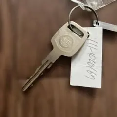 旧ロゴ　NISSAN 純正 鍵のサムネイル