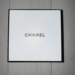 【ショッパーおまけあり】 CHANEL ギフトボックス ホワイト