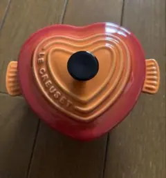ル・クルーゼ ハート型 赤 鋳鉄鍋 ココットダムール LE CREUSET - メルカリ