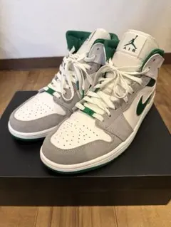 Nike Air Jordan 1 Mid グレー/ホワイト/グリーン