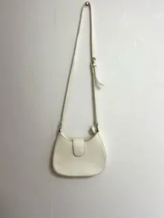 ショルダーバッグ ホワイト ミニバッグ 韓国風 シンプル 斜めがけ ポシェット