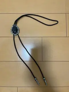 ボロタイ　ブラックストーン　オーバル　クラウン　ループタイ