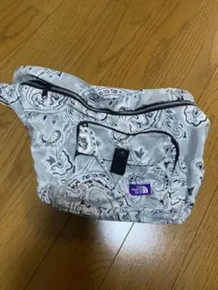 【限定】ノースフェイス ボディバック パープルレーベル　ペイズリー柄 バンダナ柄のサムネイル