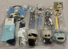 呪術廻戦 五条悟 夏油傑 アクスタ　缶バッジ　ぬいぐるみ等まとめ売り