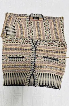 手編みニットカーディガン