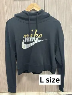 クロップド パーカー