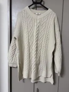 ROMEO アイボリー ケーブル編み ニット 長袖　美品