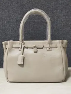 い*ぷ様 傳濱野 はんどばっぐ トートバッグ グレージュ い*ぷ様 傳濱野 はんどばっぐ トートバッグ グレージュ - メルカリ