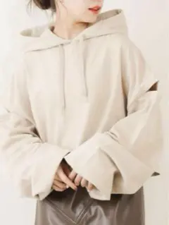 Item thumbnail for item 526e9a7a-ad93-4b12-99a4-3fff728388f9