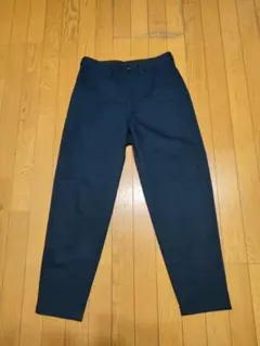 ネイビー スラックス テーパードフィット