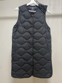 ウルトラライトダウンロングベスト ブラック Sサイズ