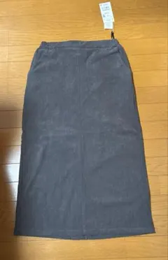 新品タグ付き　ナロースカート