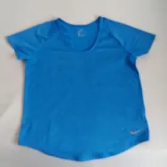 ナイキ　Tシャツ　女性用のサムネイル