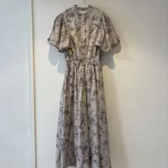 ブルーイースト☆フレアケープスリーブワンピース☆花柄☆