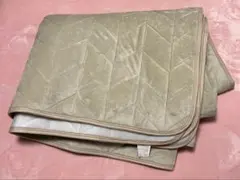 カインズ　約190x240 キルティング　キルト　ラグ