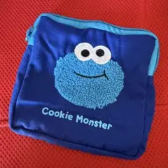 セサミストリート⭐︎ガチャ もこもこポーチ クッキーモンスター