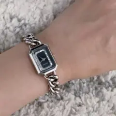 moussy時計のサムネイル