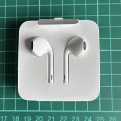 未使用品 Apple EarPods Lightning接続 ホワイト