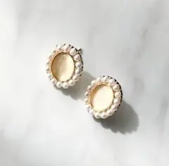 特価❕パール付き✨️ビジュー オーバル型 ゴールド ピアス
