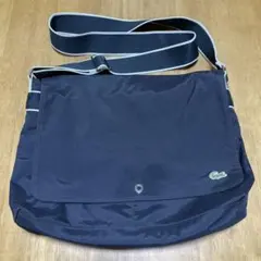 【美品】Lacoste 黒　メッセンジャーバッグ