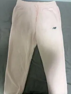 New Balance ピンク トレーニングパンツ