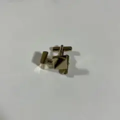 Item thumbnail for item 7277f074-ccfe-4a8f-adfd-5e65e29bab1d