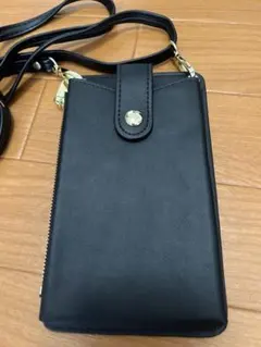 Cat＆Greenスマホショルダー黒「土日限定値下2,000円→1,500円！」