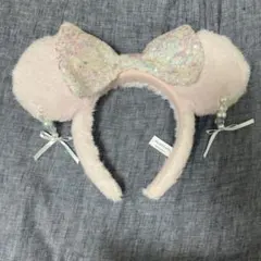 イヤリングカチューシャ　ふわふわ　ディズニー　ピンク