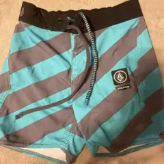 VOLCOM サーフパンツ 青・グレー ストライプ