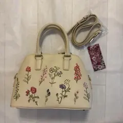 Item thumbnail for item 3ac823b3-e4fe-4e87-aa6b-8268e11bd2e0