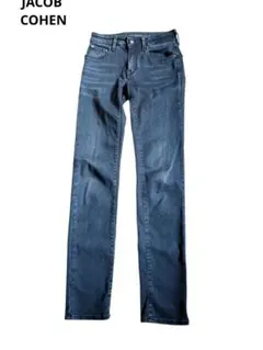 Item thumbnail for item 740f7c51-3c75-4aa8-8b42-dc7e0b686b06