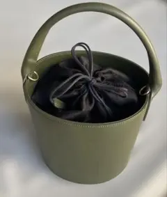 週末お値下げ❗️マルコビアンキーニ　バケツ型レザーバッグ　モスグリーン　美品❣️