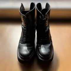 ジーナシス　厚底ブラックレースアップブーツ