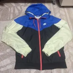 Nike フード付きウィンドブレーカー