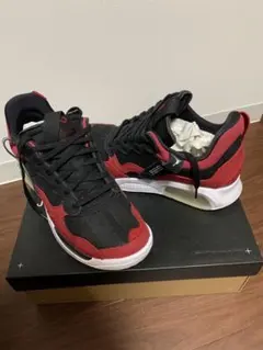 ジョーダン スニーカー