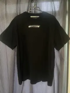 【早い者勝ち極美品】Off-WhiteTシャツ ブラック ＆ホワイトロゴプリントのサムネイル