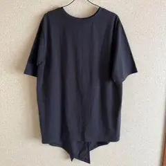 黒 半袖カットソー 後ろ長め